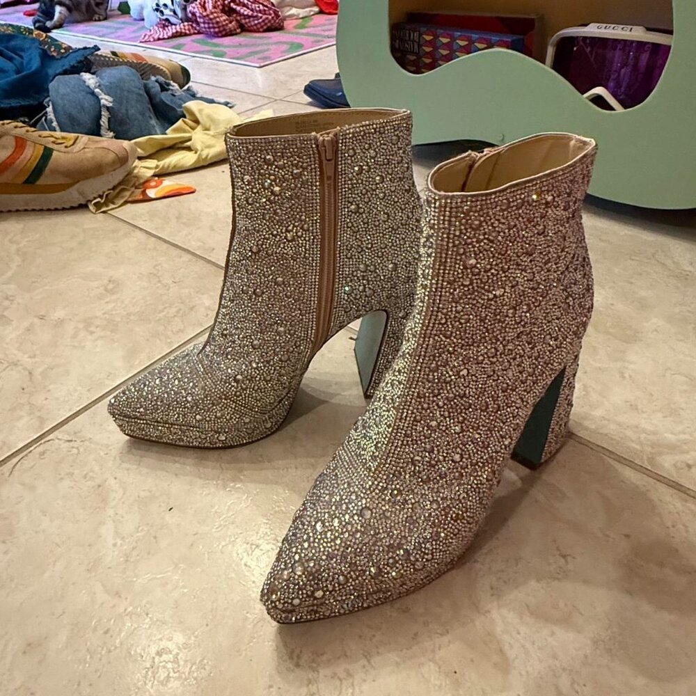 Betsey Johnson Della size 8 glitter gem rhinestone Glamorous boots - Picture 4 of 8